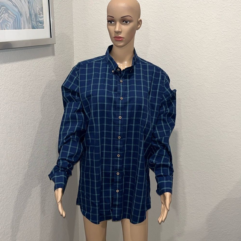 UNTUCKit 